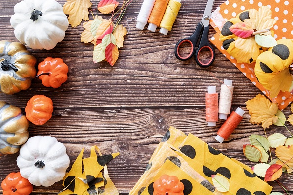 Making Halloween pumpkin craft